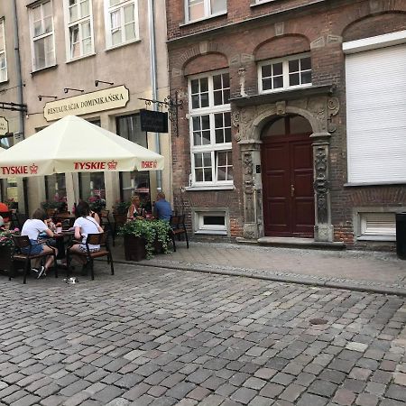 Przytulny Apartament W Samym Centrum Gdanska Luaran gambar