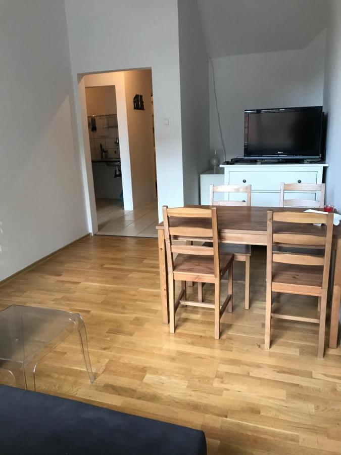 Przytulny Apartament W Samym Centrum Gdanska Luaran gambar
